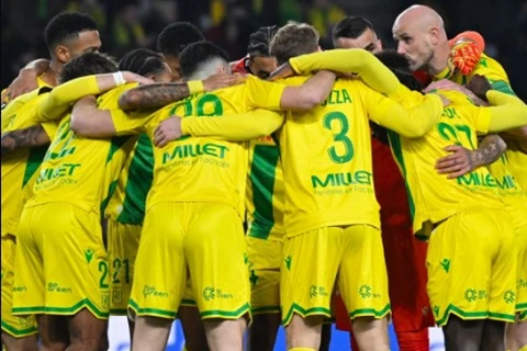 نانت يعلن إلغاء عقوبة الإيقاف الصادرة بحق جماهيره